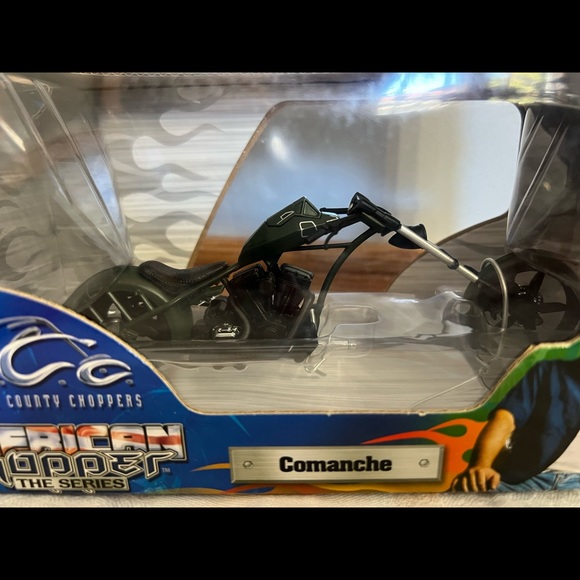 NWT | Comanche | American Chopped Bike | Scale 1:18 - Picture 2 of 3
